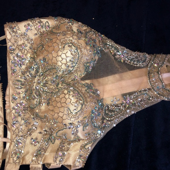 Nice prom dress - Picture 4 of 8